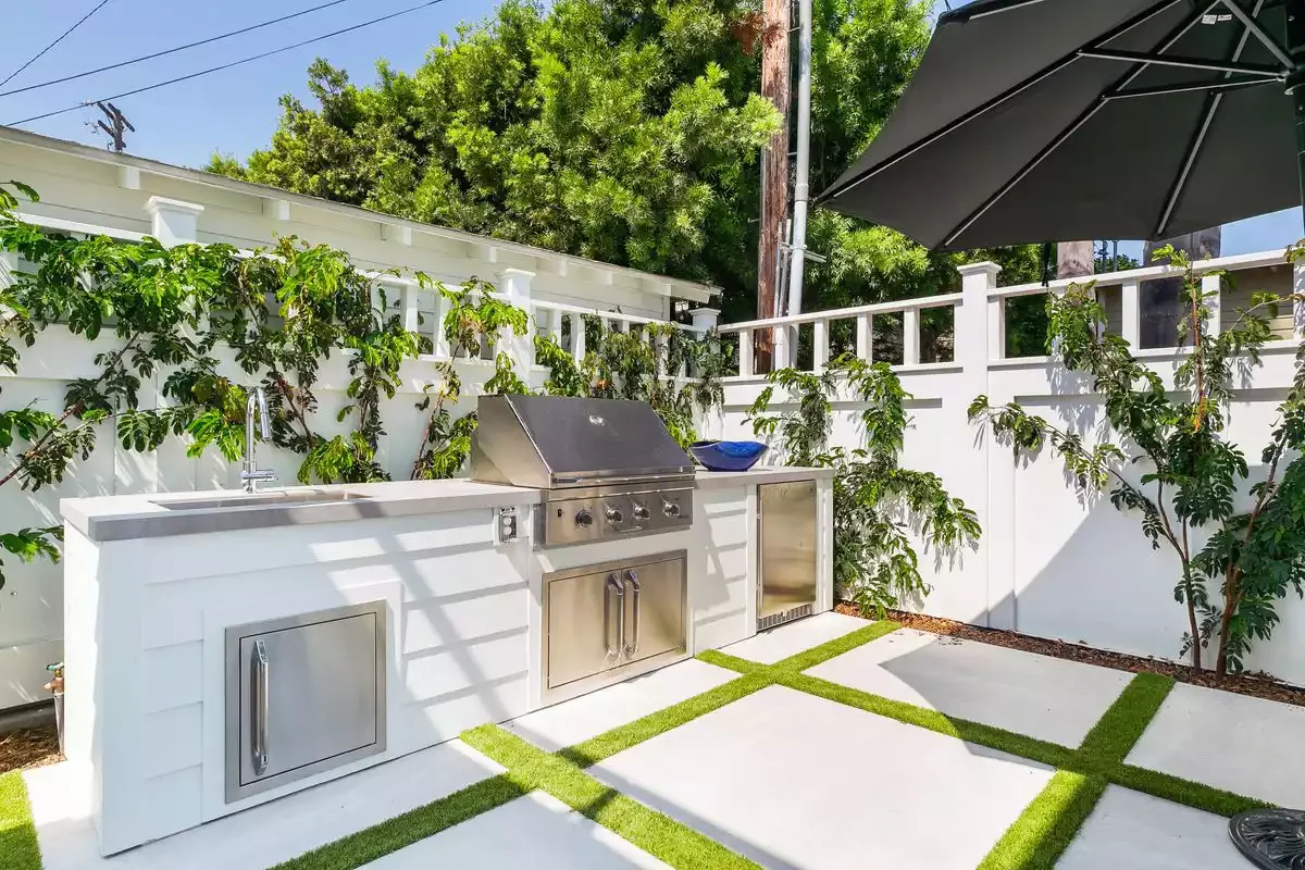 27 Creative Small Outdoor Kitchen Ideas That Transform Your Space 20 Small White Outdoor Kitchen