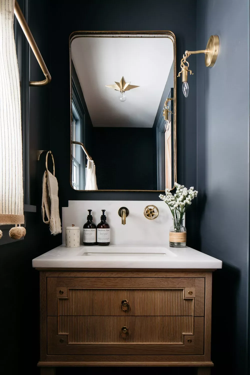41 Stunning Bathroom Color Ideas to Transform Your Space Smoky Blue
