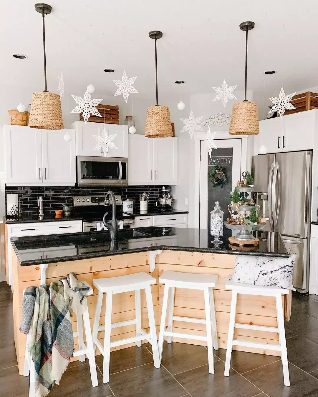 38 Christmas Kitchen Decor Ideas That Create Magic Snowflake Ornaments