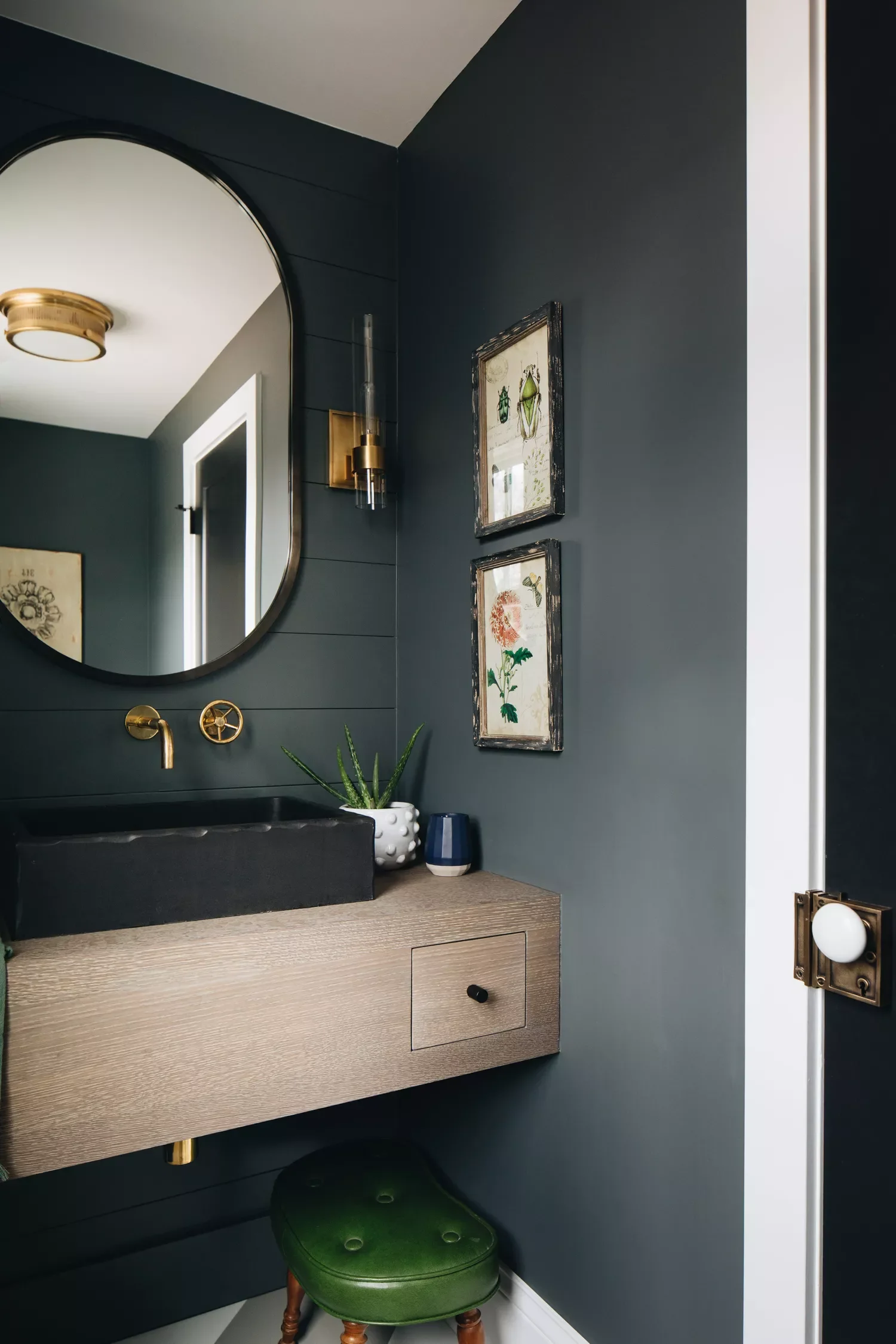 74 Amazing Bathroom Decorating Ideas That Will Transform Your Space 15 Soft Touches