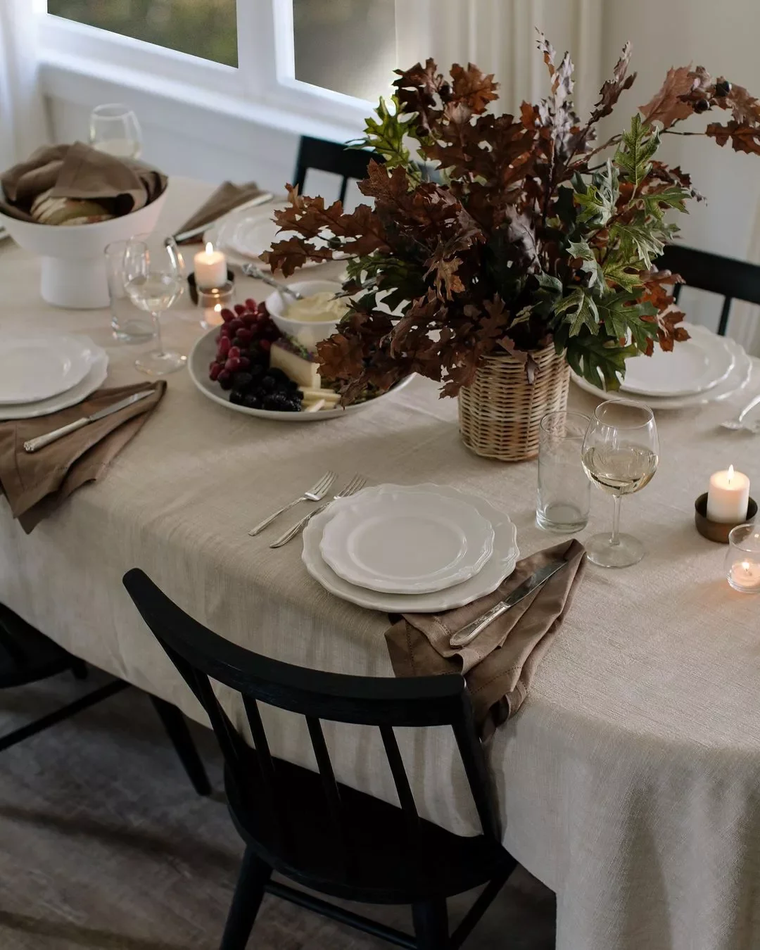 15 Thanksgiving Napkin Ideas That Wow Your Dinner Guests Soft and Organic Fold
