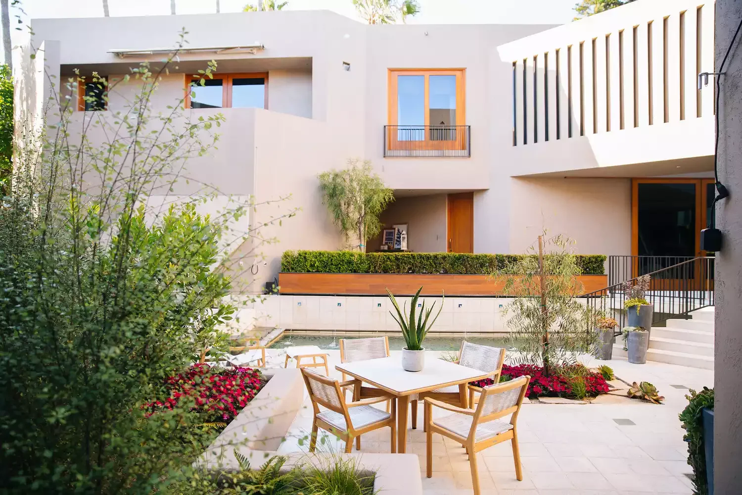 23 Stunning Patio Garden Designs to Transform Your Outdoor Space Soften Straight Lines With Green Textures