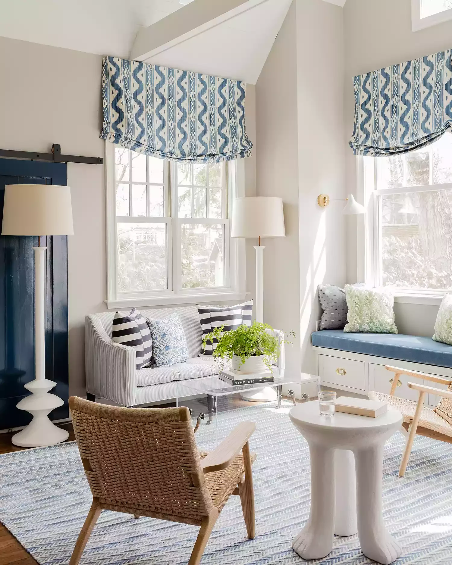 23 Cozy Den Ideas That'll Make You Never Want to Leave Something Sculptural