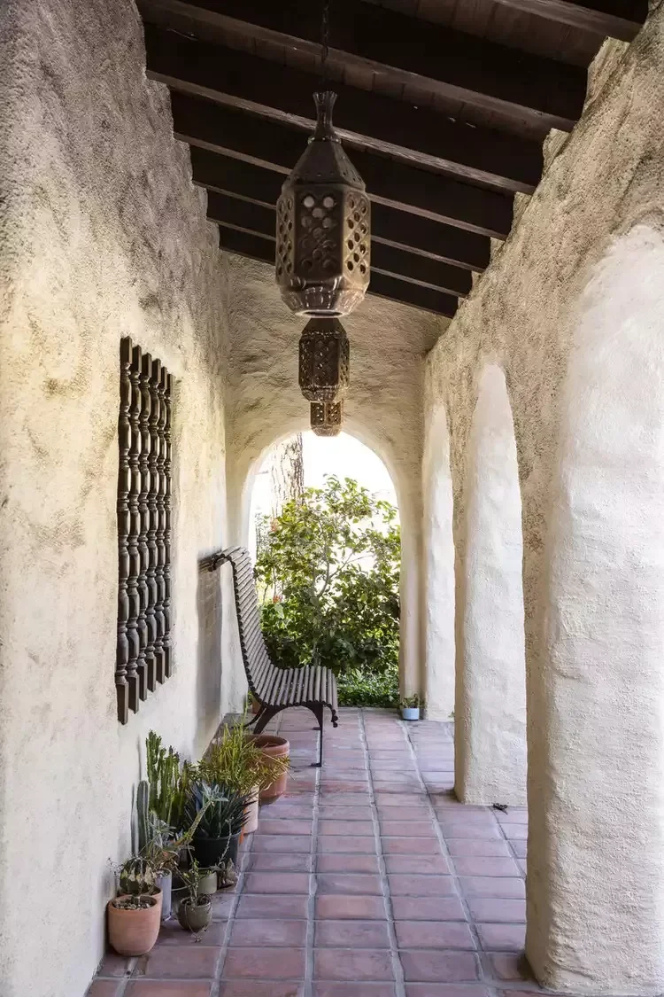 27 Stunning Porch Ceiling Designs That Will Transform Your Outdoor Space 5 Spanish-Style Ceiling Lights