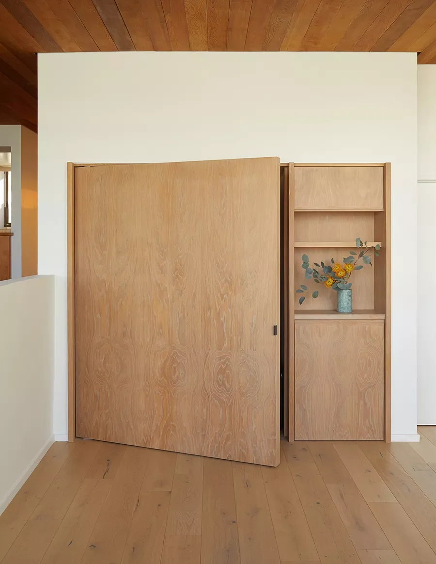 33 Space-Saving Murphy Bed Ideas That Will Transform Your Home 12 Spare Murphy Bed