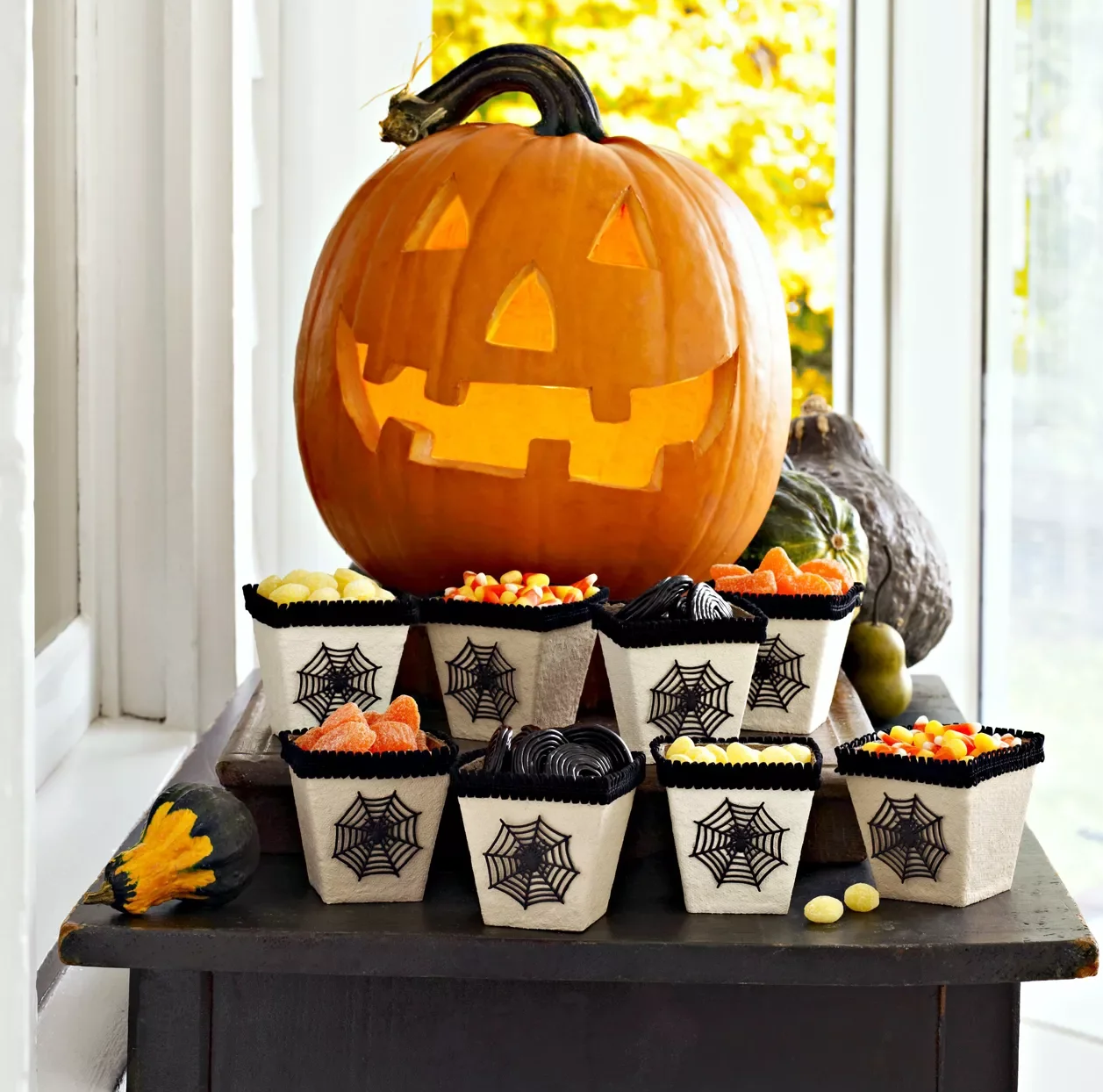 80 Quick Halloween Crafts You Can Complete in One Day 64 Spiderweb Treat Boxes