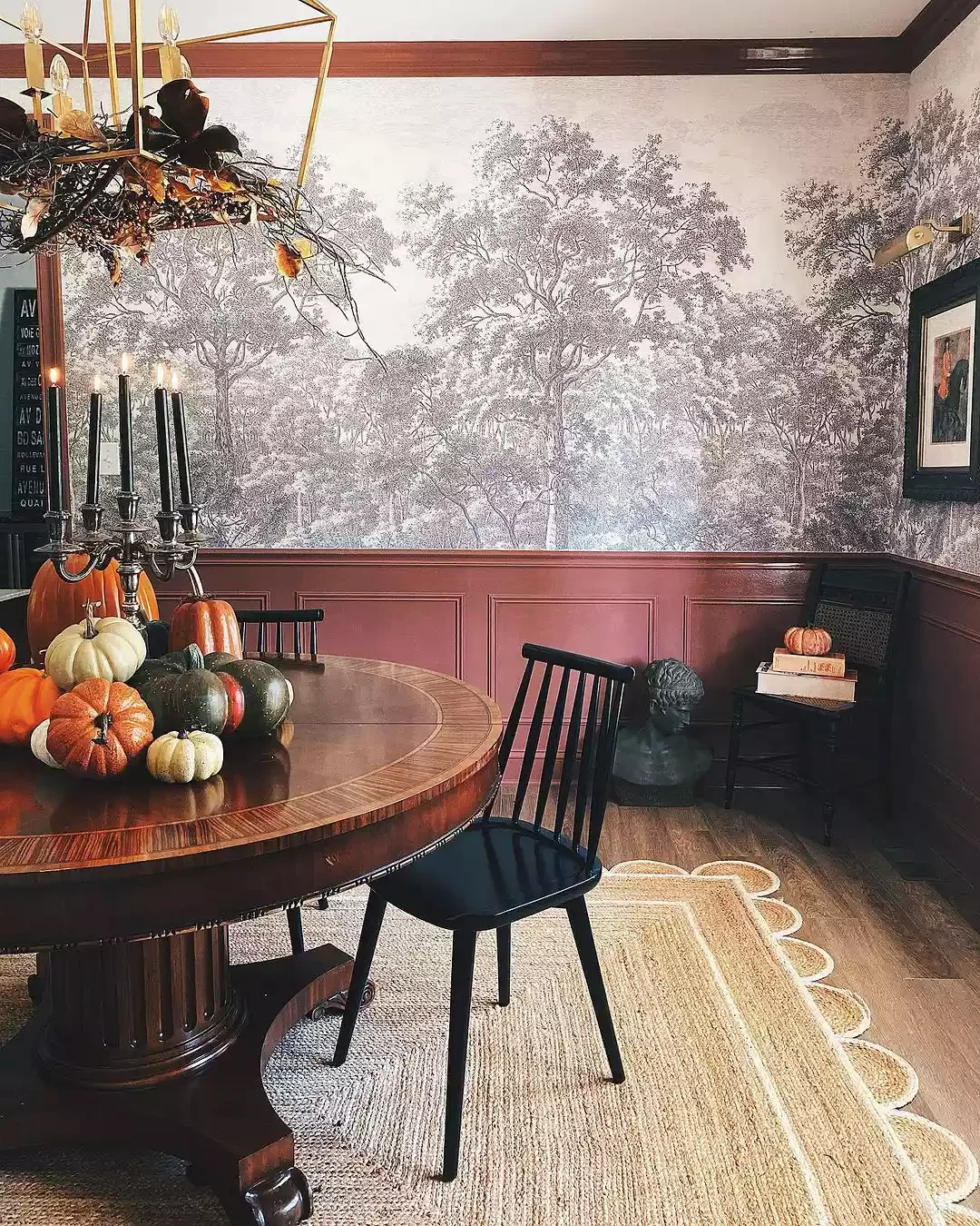 28 Creative Halloween Decorating Ideas You'll Want to Try Right Now 15 Spotlight on the Pumpkins