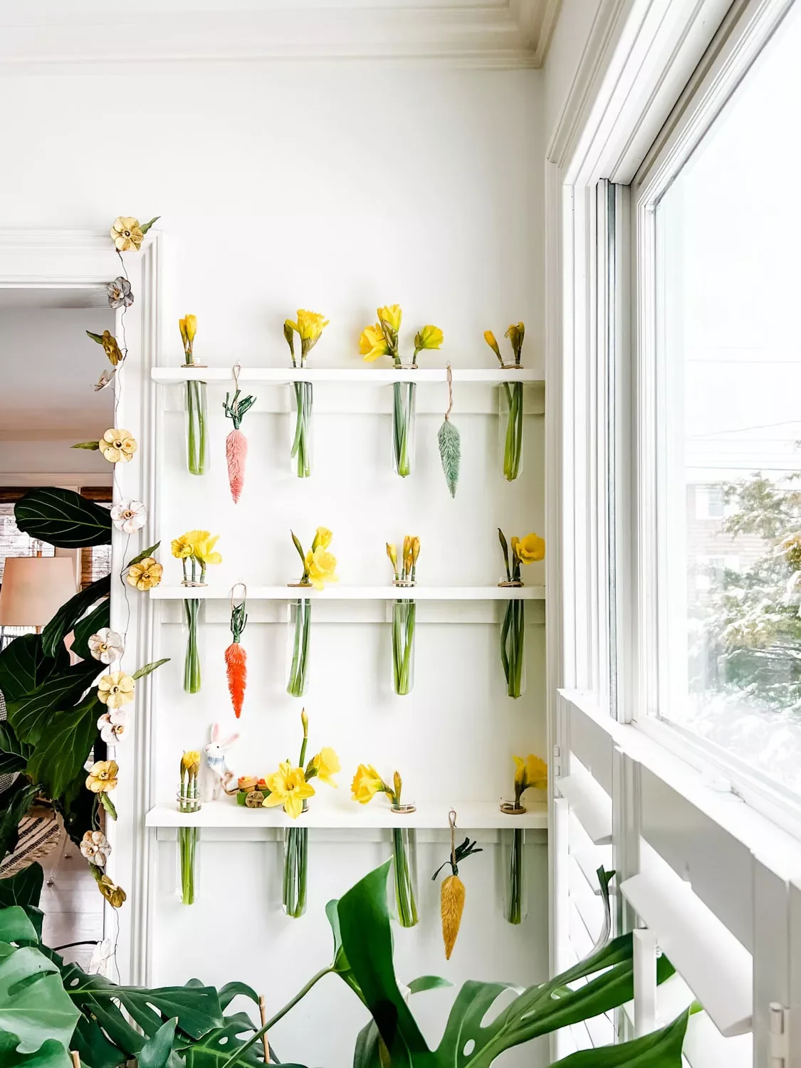 47 Fresh Spring Decorating Ideas to Welcome the New Season 40 Spring Flower Wall