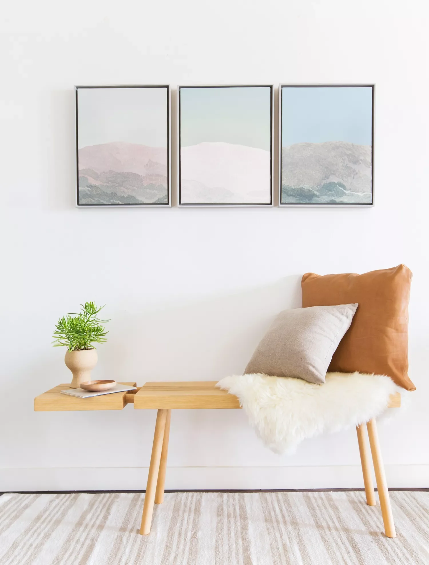 22 Stunning Entryway Wall Ideas That Create an Amazing First Impression 8 Sprinkle in Cozy Pieces