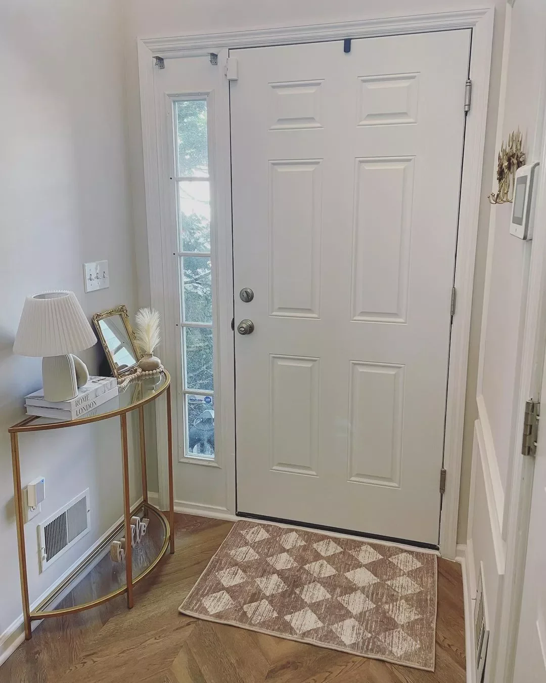 30 Stunning Entryway Table Styling Ideas That Welcome You Home 5 Spruce Up a Small Table