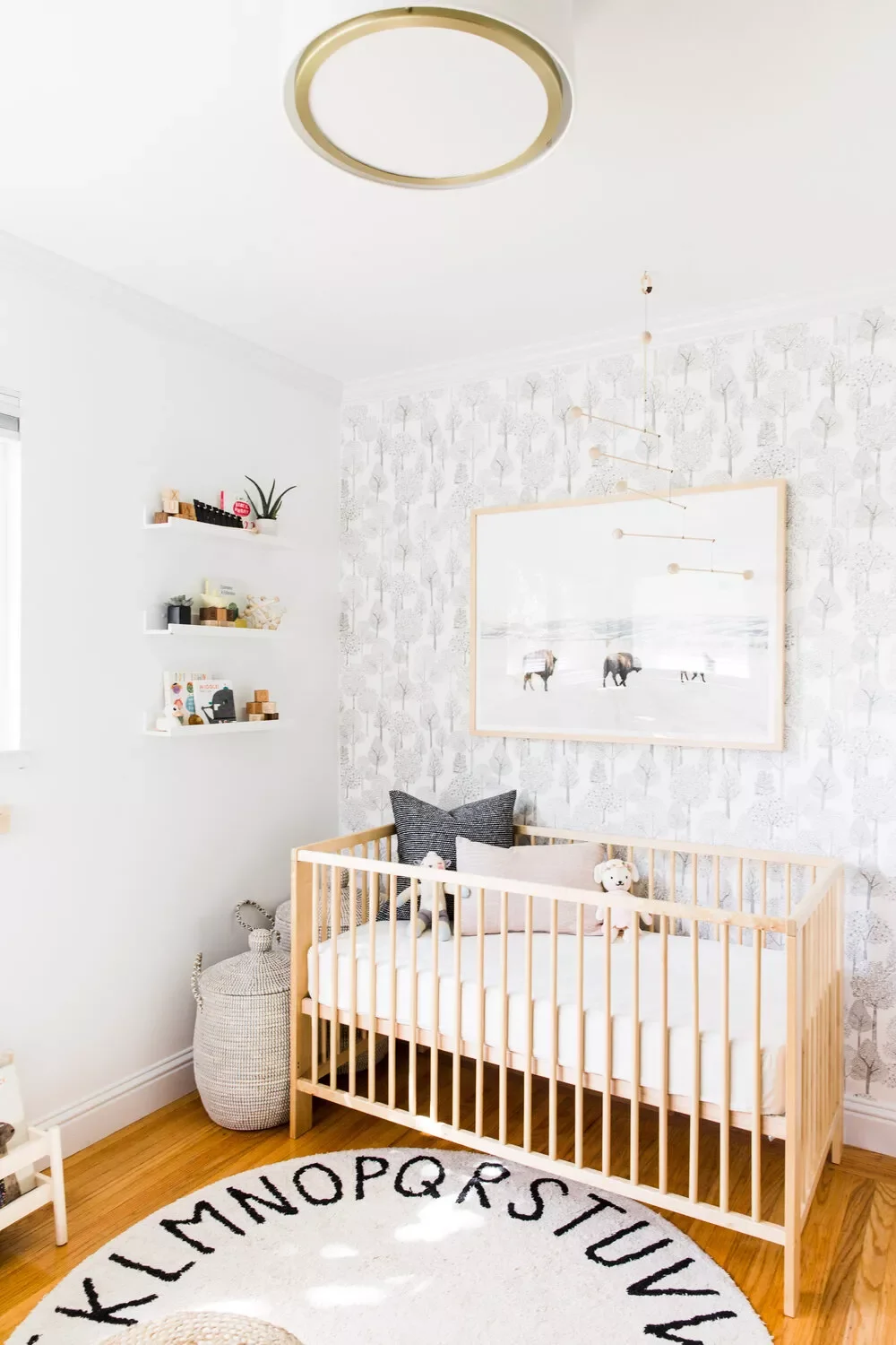 25 Bedroom Accent Wall Ideas That Completely Transform Spruce Up the Nursery