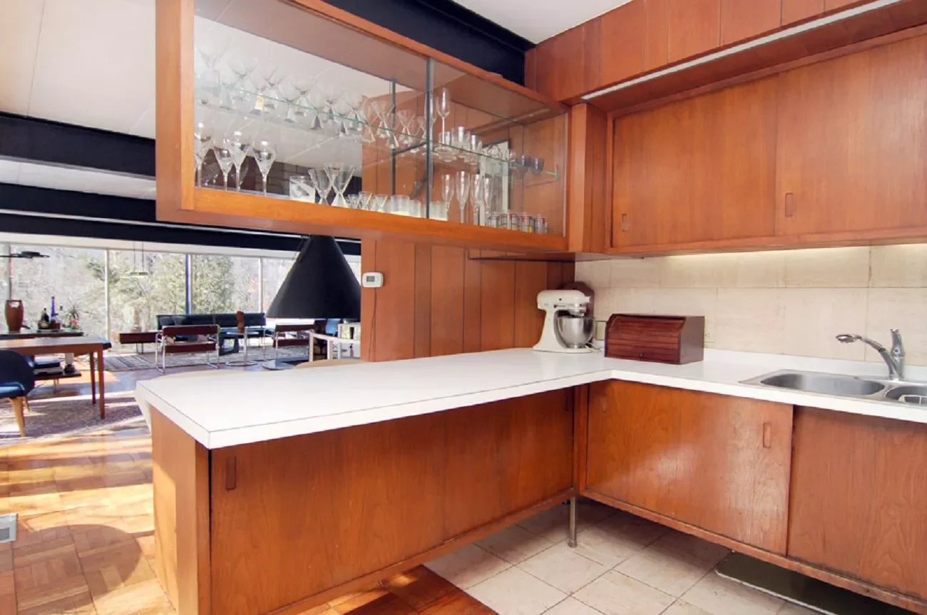 10 Stunning Kitchens That Prove Laminate Countertops Can Look Absolutely Amazing 10 Square Edge Modern