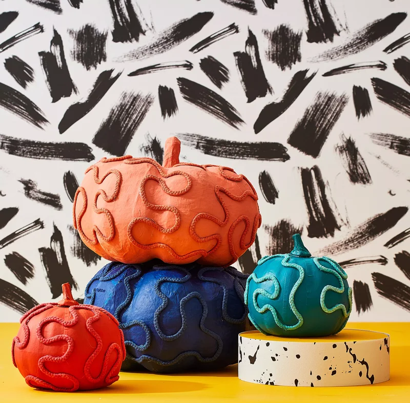 18 Creative Mini Pumpkin Painting Ideas for Autumn Decor 14 Squiggle Pumpkins