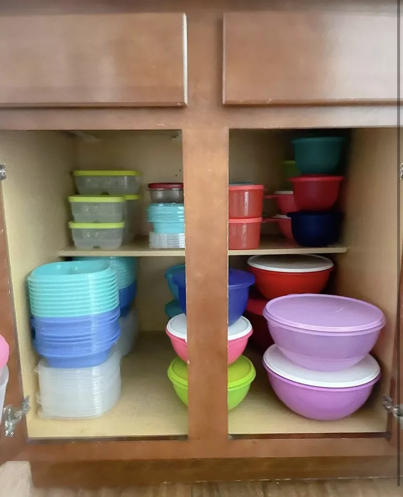 18 Brilliant Ways to Organize Your Food Storage Containers Stack Vertically