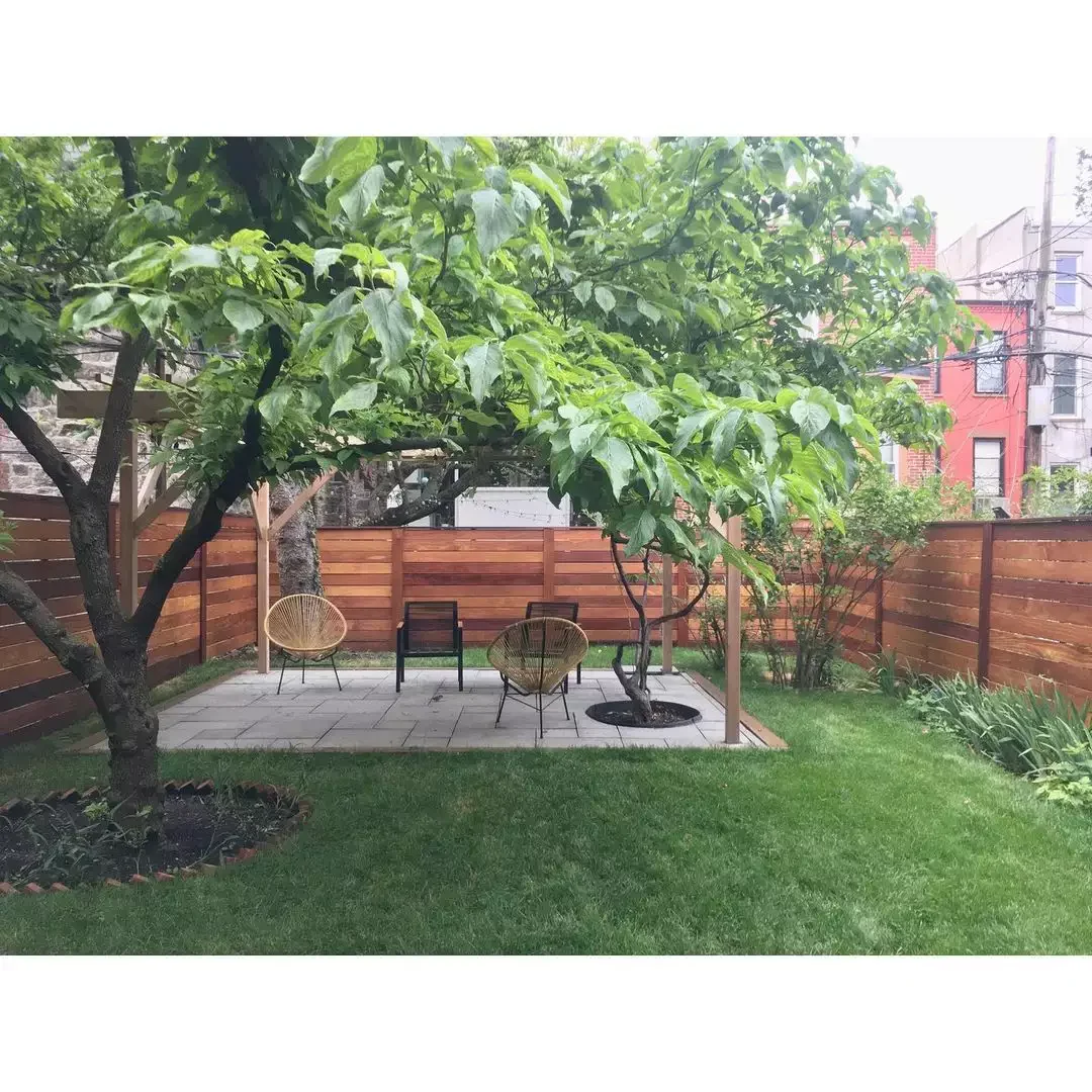 17 Stylish Horizontal Fence Designs That Will Transform Your Outdoor Privacy Stained Horizontal Fence