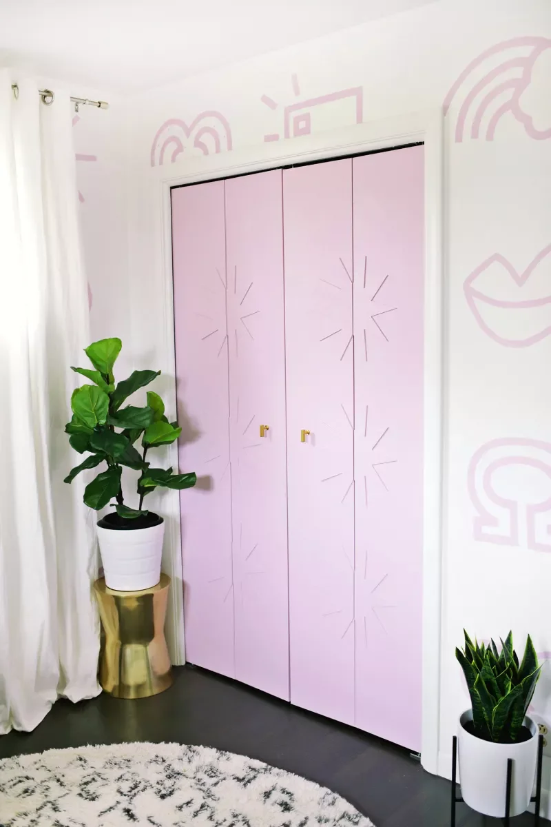 26 Creative DIY Closet Door Makeovers That Transform Your Space 2 Star Trim Closet Door
