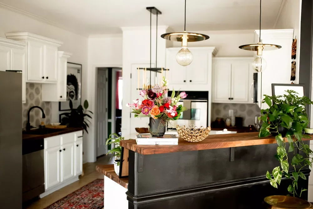 18 Stunning Black and Gold Kitchen Ideas That Transform Your Space Into a Sophisticated Haven 3 Starting Small With Black and Gold