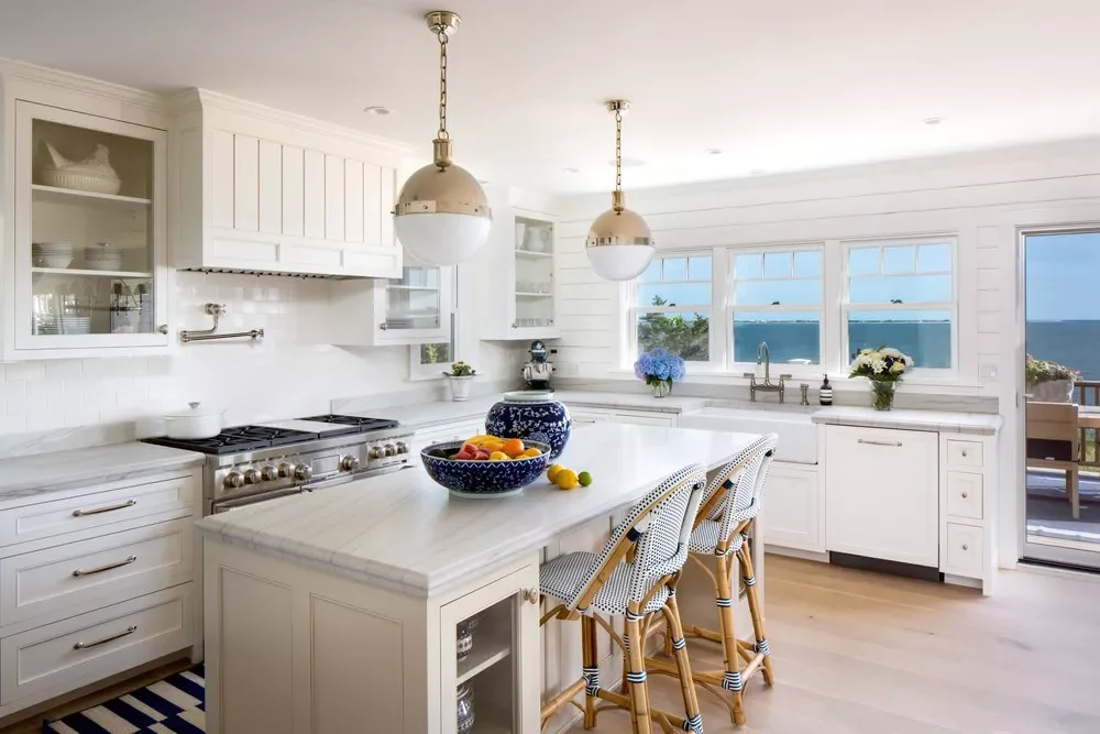 20 Beautiful Coastal Kitchen Designs That Will Transform Your Home 12 Stay Classic