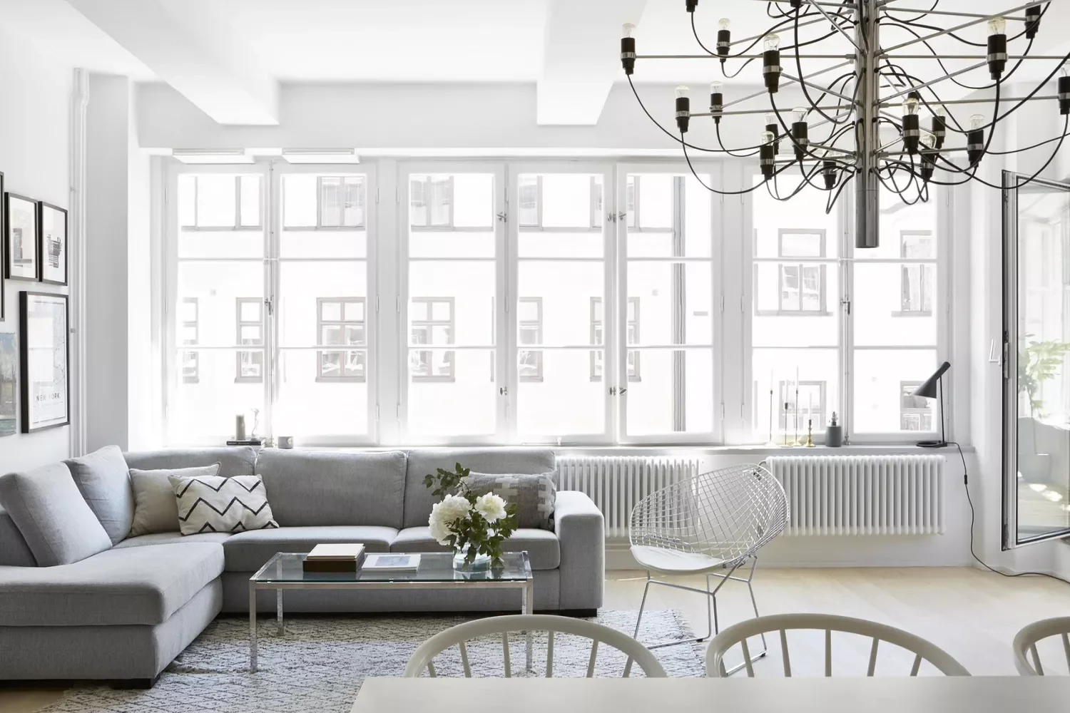 68 Stunning Contemporary Living Room Ideas That Will Transform Your Space 45 Stay Cool