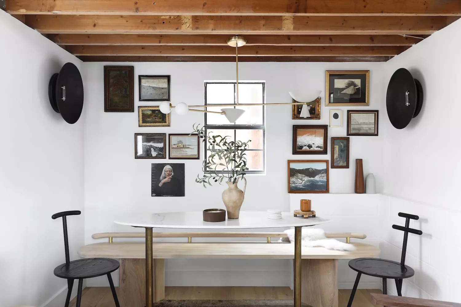 38 Creative Dining Room Wall Decor Ideas That Will Transform Your Space 24 Stay Neutral