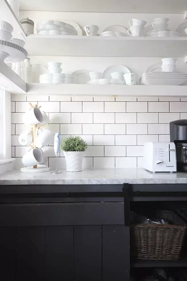 37 Brilliant Pantry Storage Solutions That Make Organization Look Effortless Stick With Shades of White