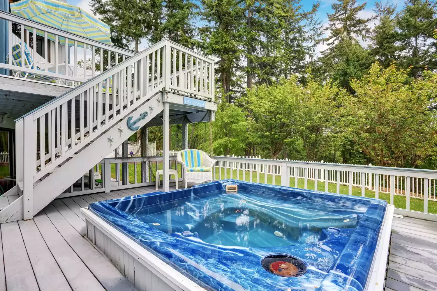 37 Brilliant Above-Ground Pool Deck Ideas That Won't Break Your Budget 24 Stick With the Same Colors