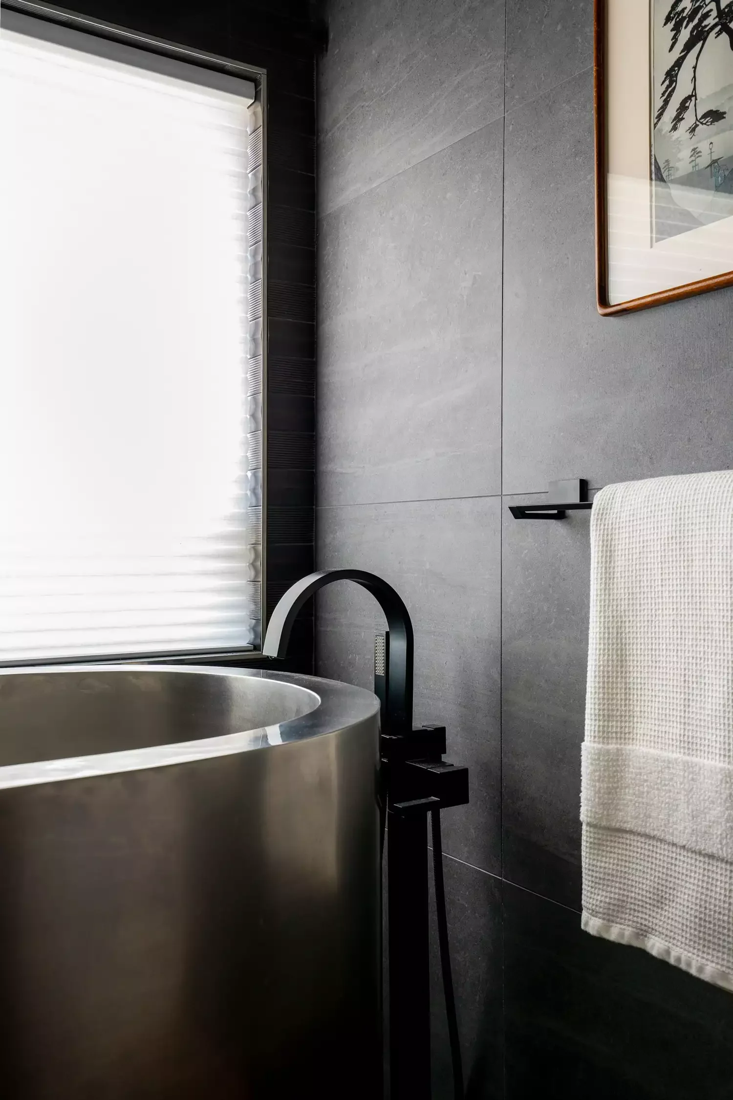 33 Japandi Bathroom Ideas for Ultimate Zen Transformation Stone Tile Walls
