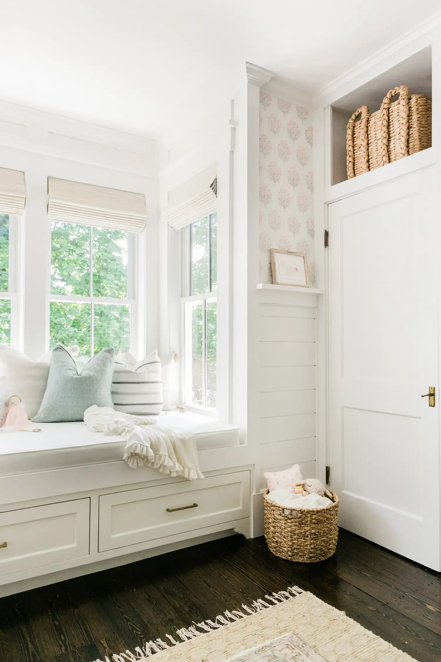 22 Smart Bedding Storage Solutions That Actually Work Store Bedding in Chests or Benches