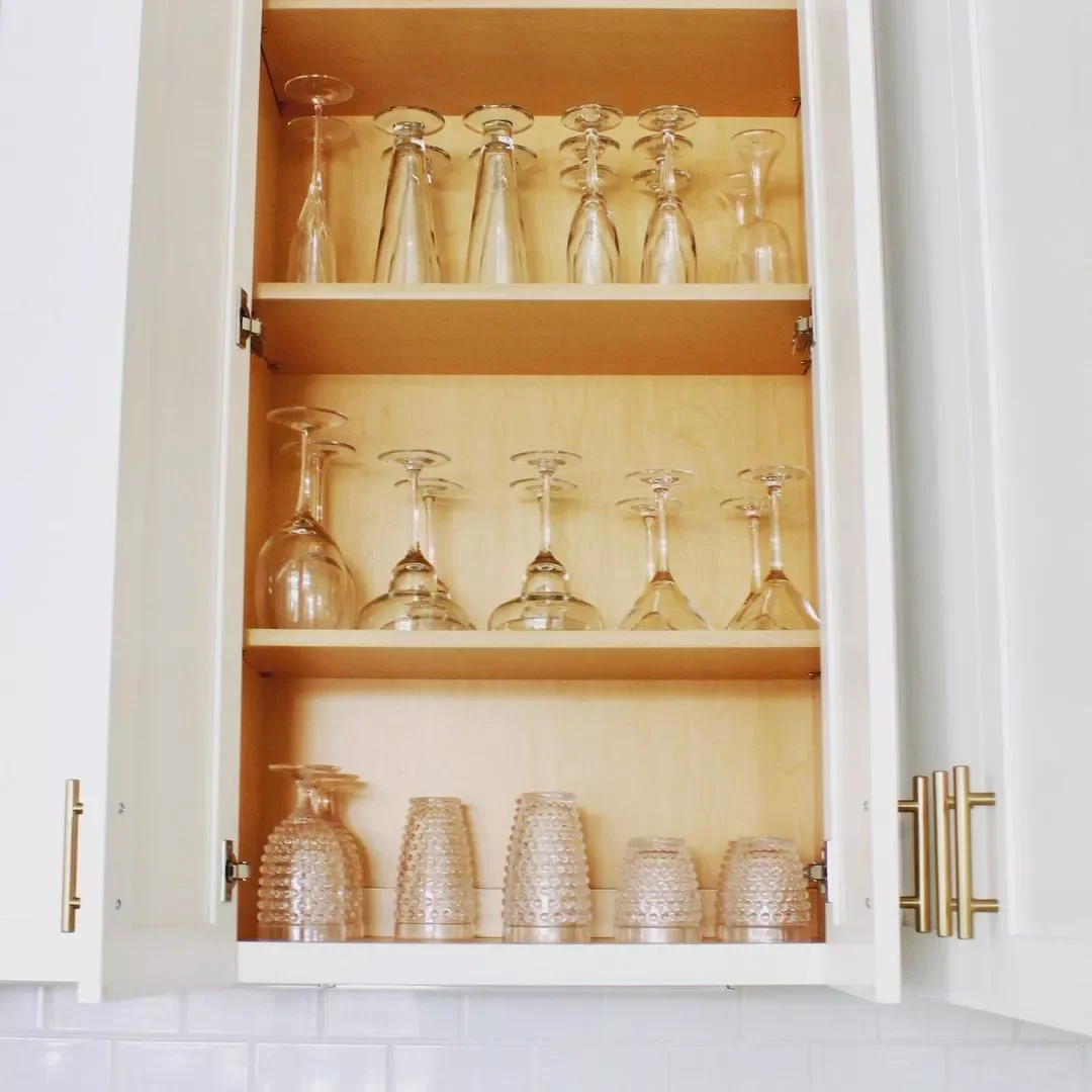28 Kitchen Cabinet Organization Ideas That Will Transform Your Space Store Glassware Upside Down