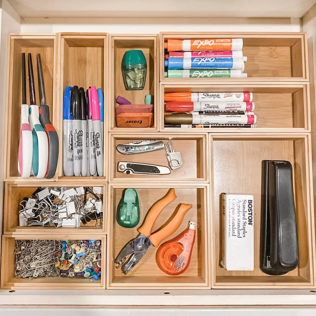 25 Brilliant Small Craft Room Ideas That Will Spark Your Creative Fire Store Like Items Together