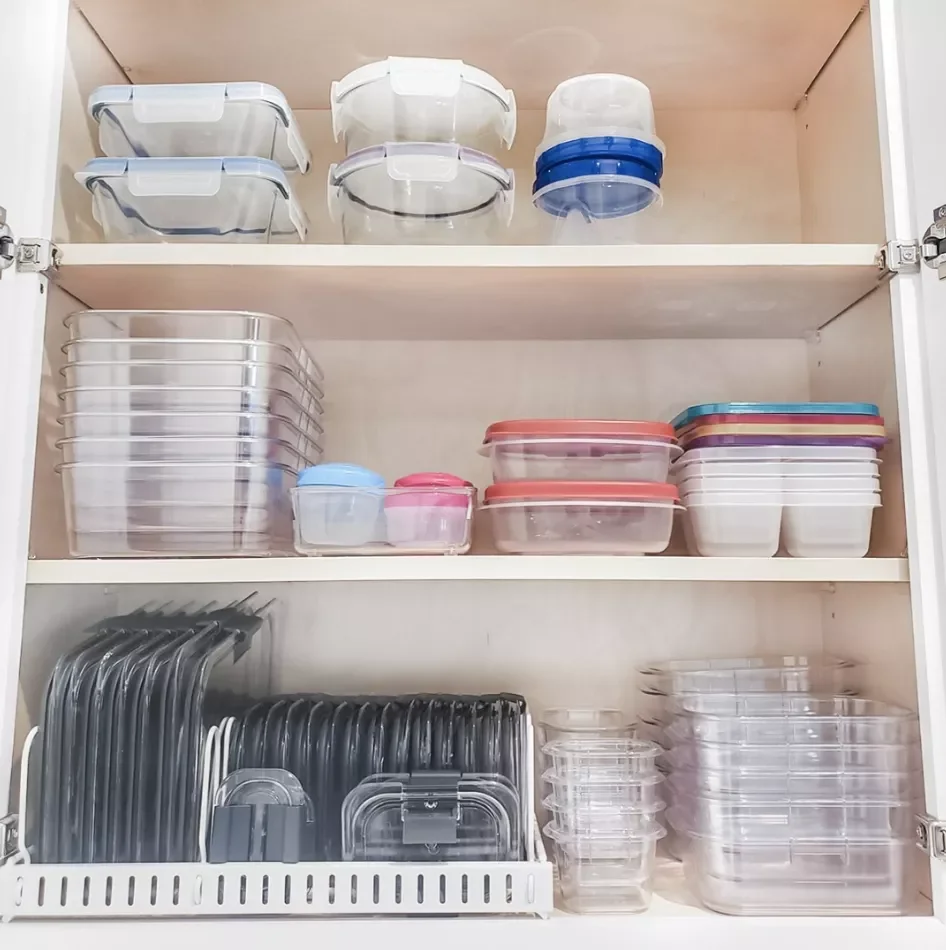 18 Brilliant Ways to Organize Your Food Storage Containers Store Tupperware in an Upper Cabinet