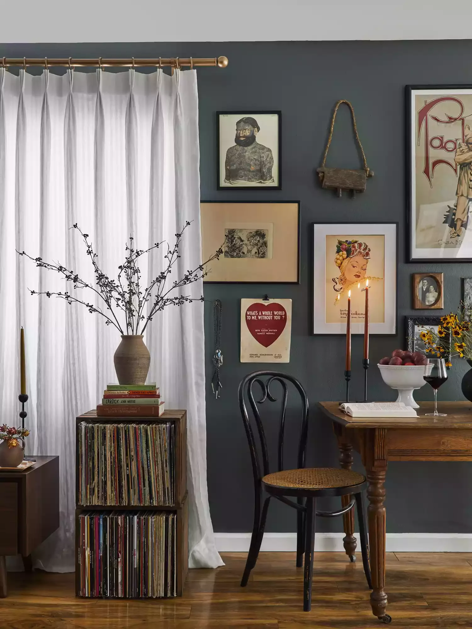 30 Brilliant Dining Room Storage Solutions You Need to See Right Now Store Your Records
