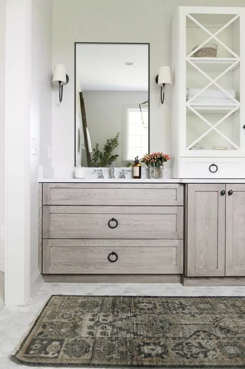 32 Clever and Stylish Ways to Store Your Towels Store in Glass-Front Cabinets