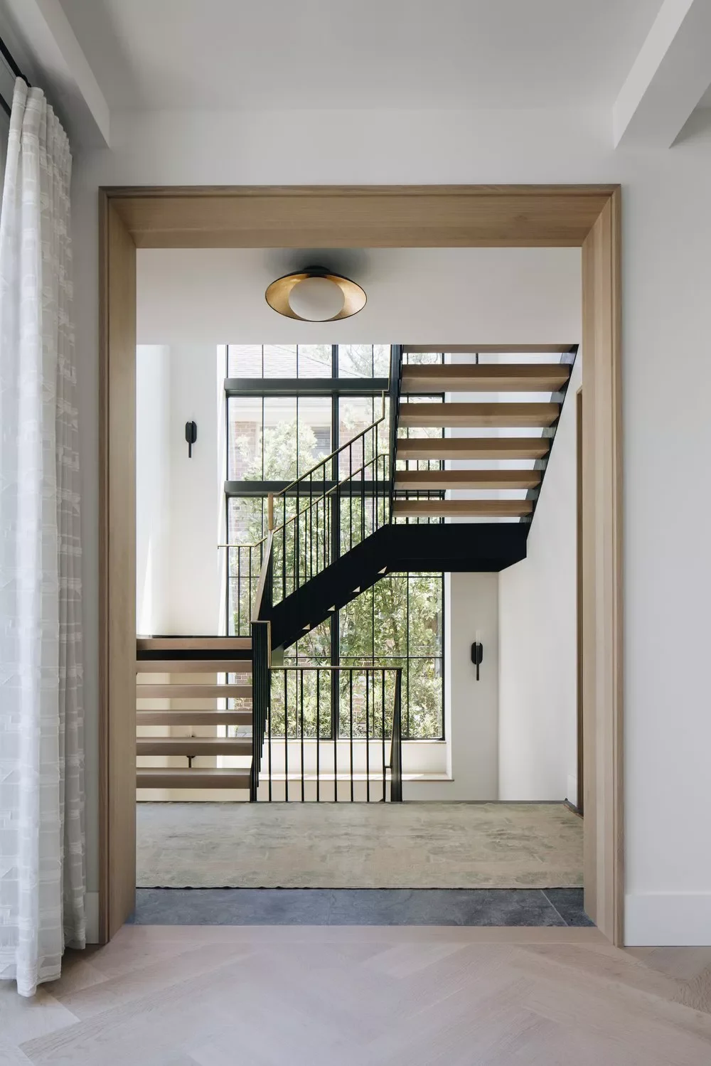 34 Stunning Stair Railing Designs That Transform Your Home 10 Straight Metal Railings