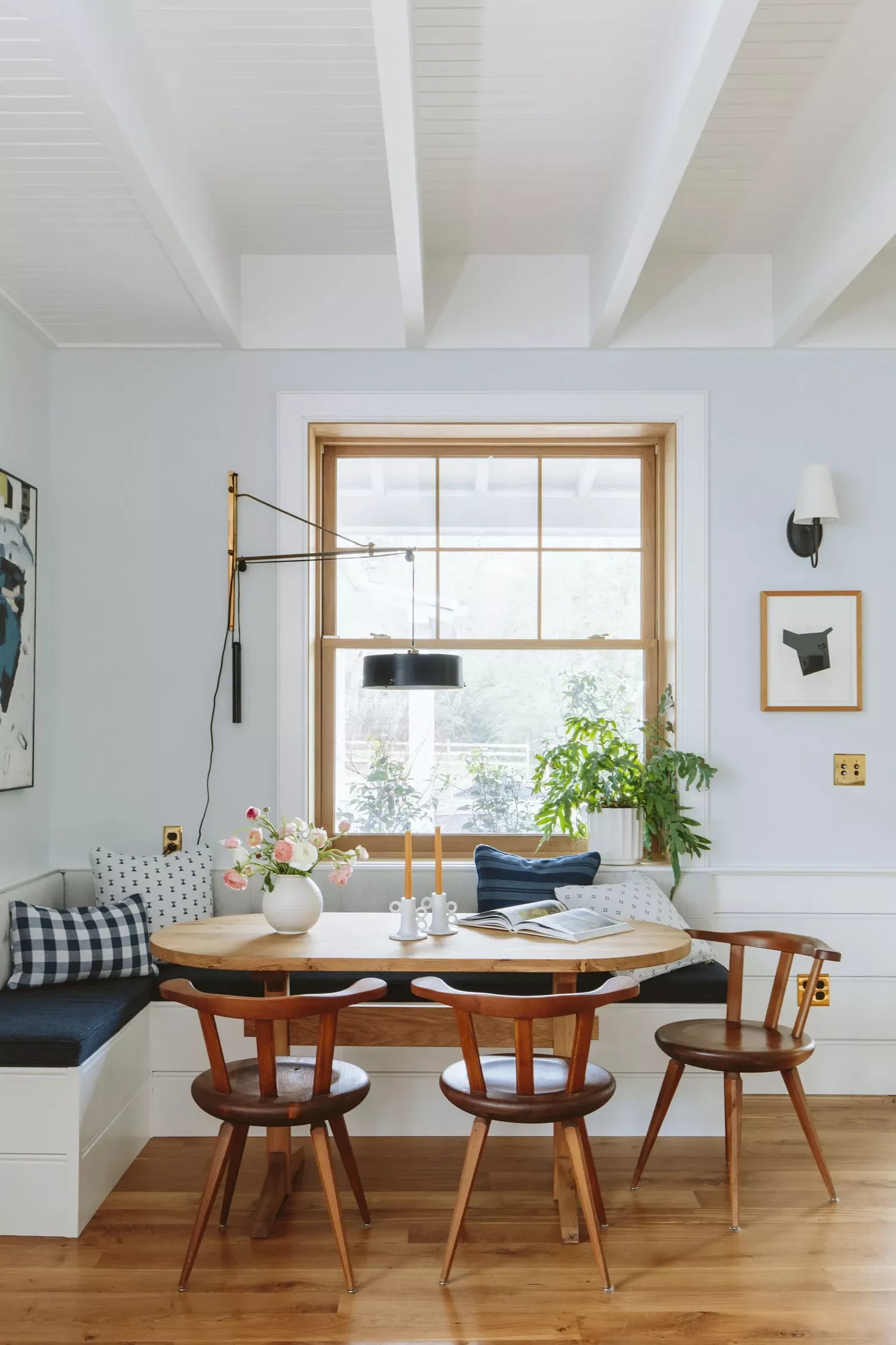 32 Stunning Dining Room Wainscoting Ideas That Will Transform Your Space Striped Wainscoting