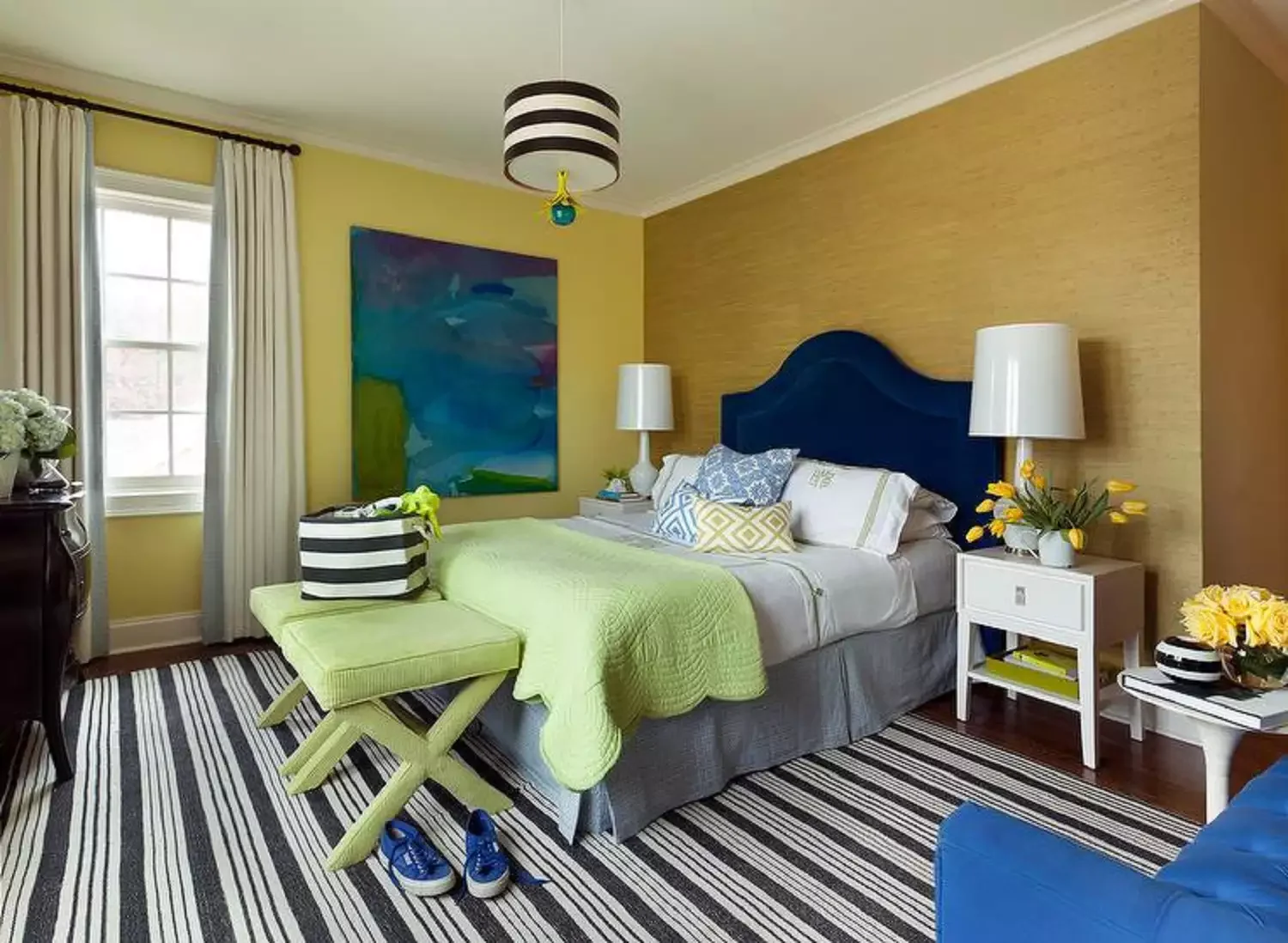 24 Brilliant Primary Bedroom Lighting Ideas That Transform Your Space 3 Strong Pattern on a Simple Lampshade