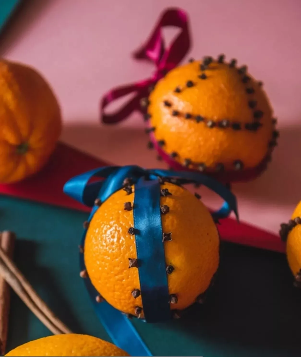 115 Stunning Christmas Decorating Ideas to Transform Your Home This Holiday Season Stud Oranges With Cloves