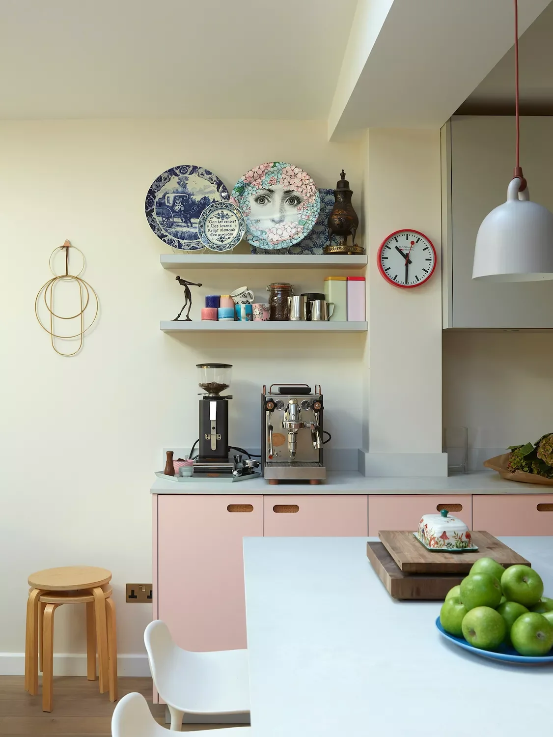 36 Eclectic Kitchen Ideas That Create Character Yet Stay Timeless Style Open Shelving