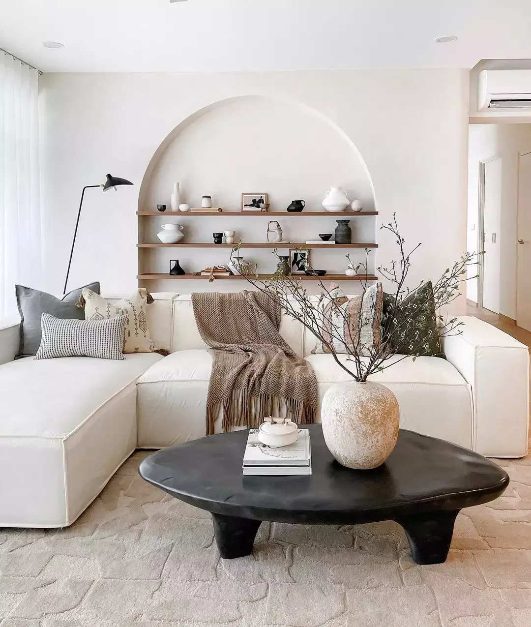 12 Beautiful Ways to Design a Cozy Minimalist Living Room 7 Style With Japandi Elements