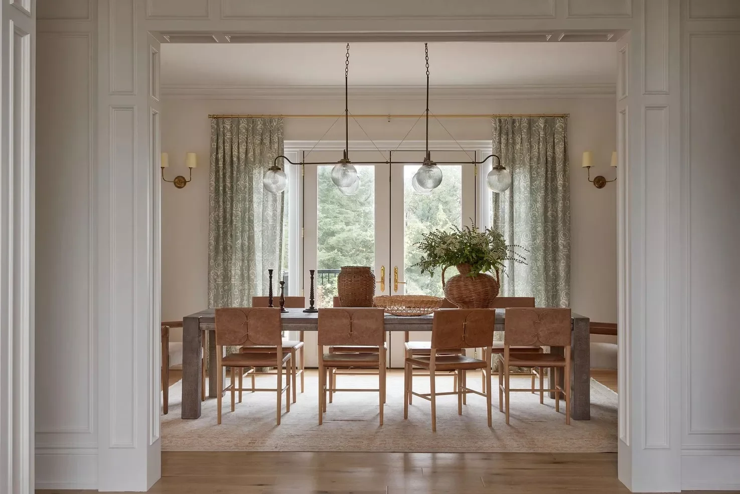35 Beautiful Dining Room Rug Ideas That Will Transform Your Space 24 Style a Pink Rug and Green Curtains