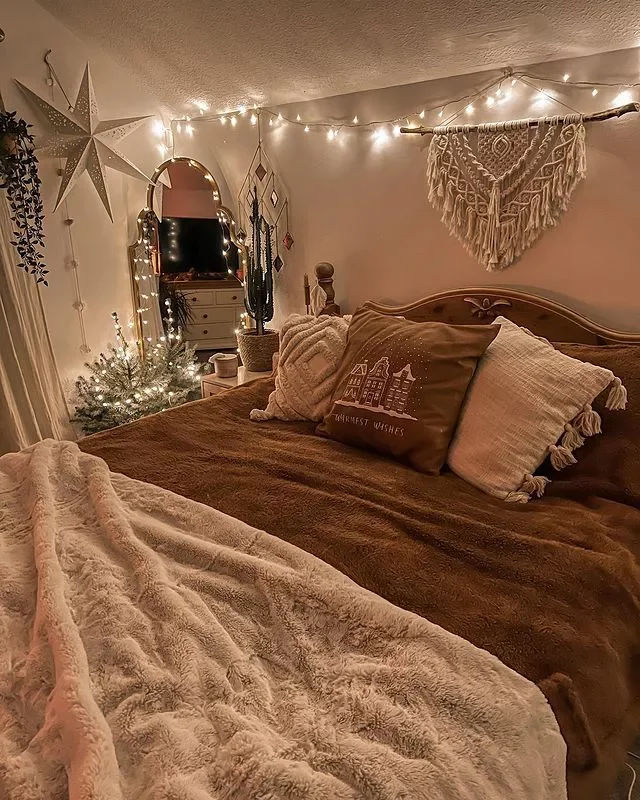 37 Beautiful Aesthetic Bedroom Ideas to Transform Your Space 20 Style a Vanity Mirror