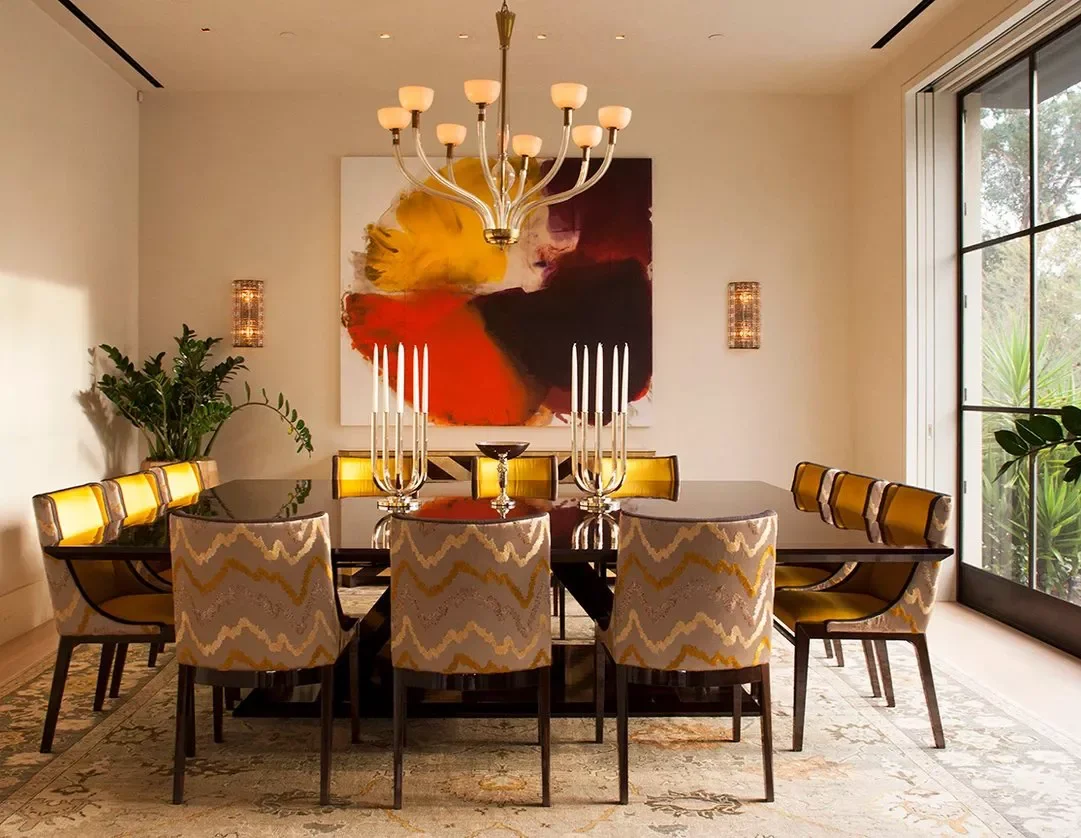 35 Beautiful Dining Room Rug Ideas That Will Transform Your Space 34 Style a Warm-Toned Rug