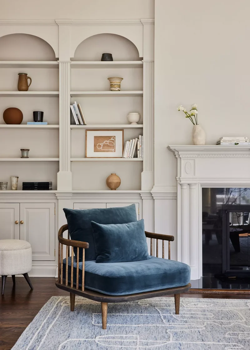 25 Genius Renter-Friendly Projects to Upgrade the Look of Any Apartment 13 Style your Bookshelf