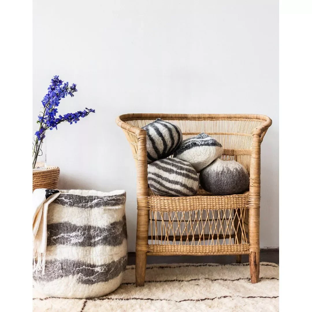14 Creative Ways to Store Your Blankets: Stylish Organization Stylish Storage Bins