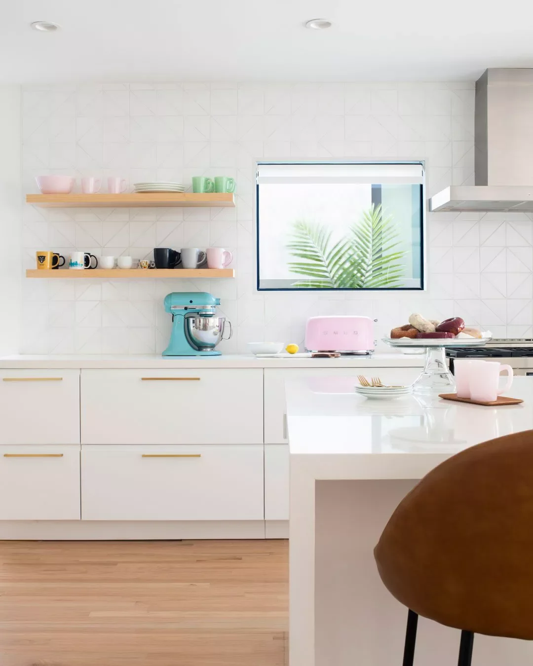 37 White Backsplash Ideas That Transform Any Kitchen Style Subtle Geometric Pattern