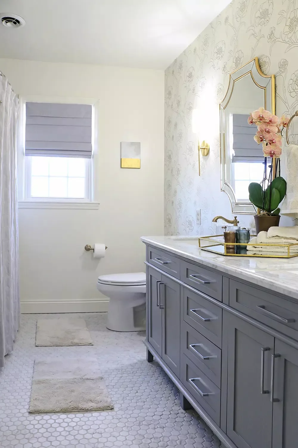 44 Bathroom Accent Wall Ideas That Completely Transform Subtle Gold Accents