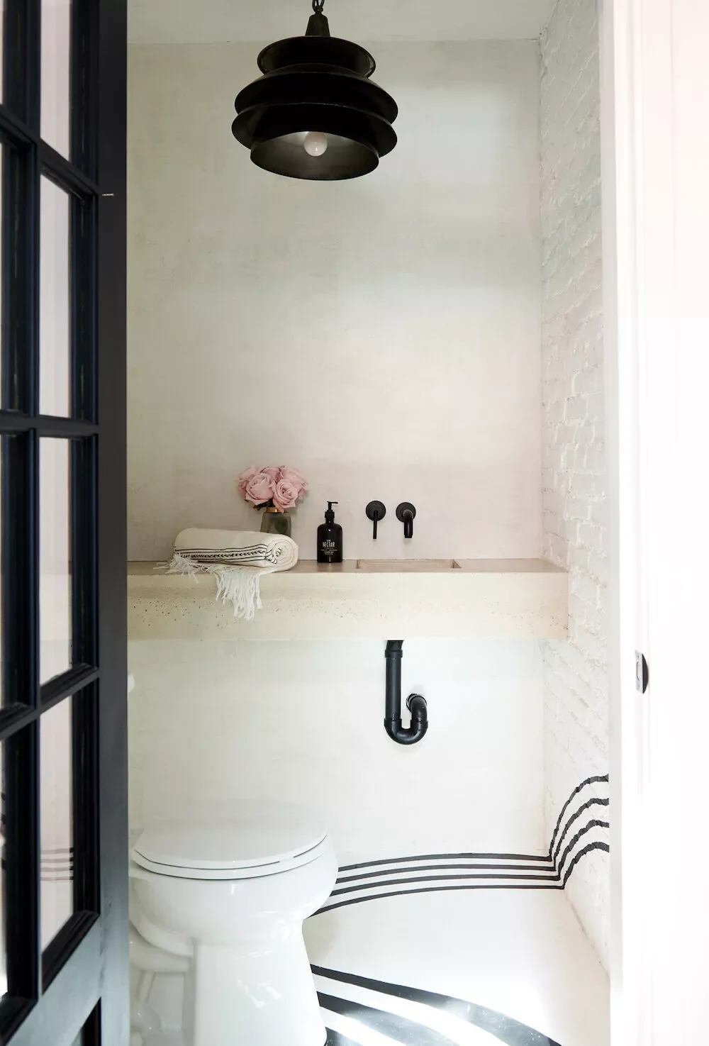 44 Bathroom Accent Wall Ideas That Completely Transform Subtle Ombre Wall