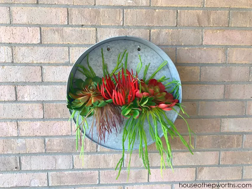 30 Creative DIY Wall Planter Projects to Transform Your Space Succulent Hanging Wall Planter