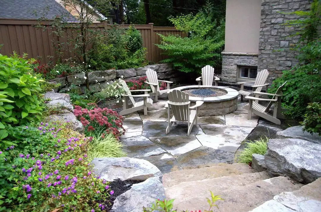 Sunken Flagstone Patio