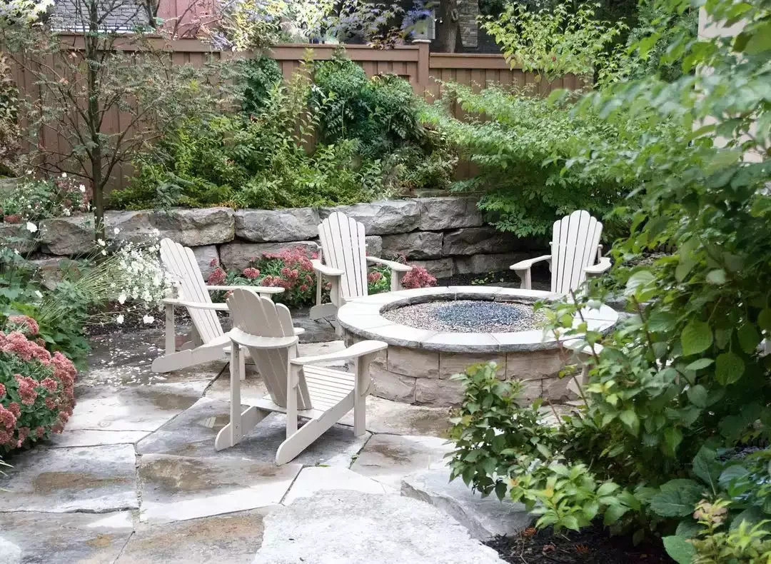 42 Stunning Retaining Wall Ideas to Transform Your Landscape Sunken Patio with Retaining Walls